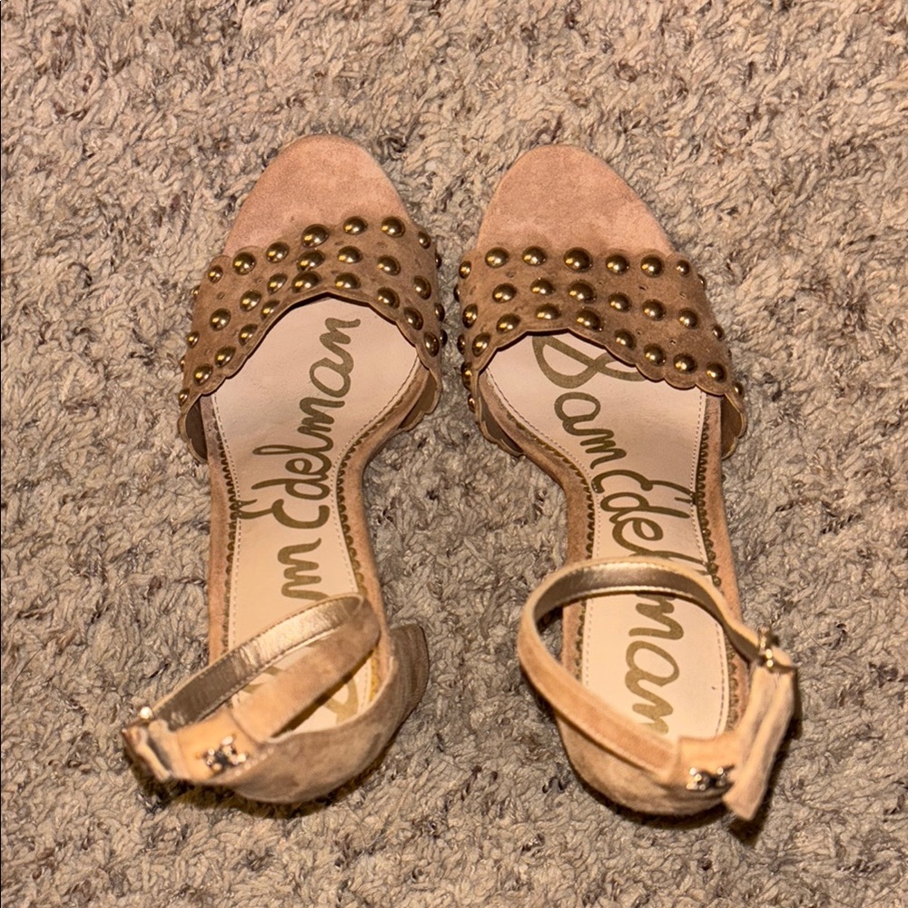 WORN 1x! Sam Edelman Yaria Gold Studded Suede Block Heel - Camel